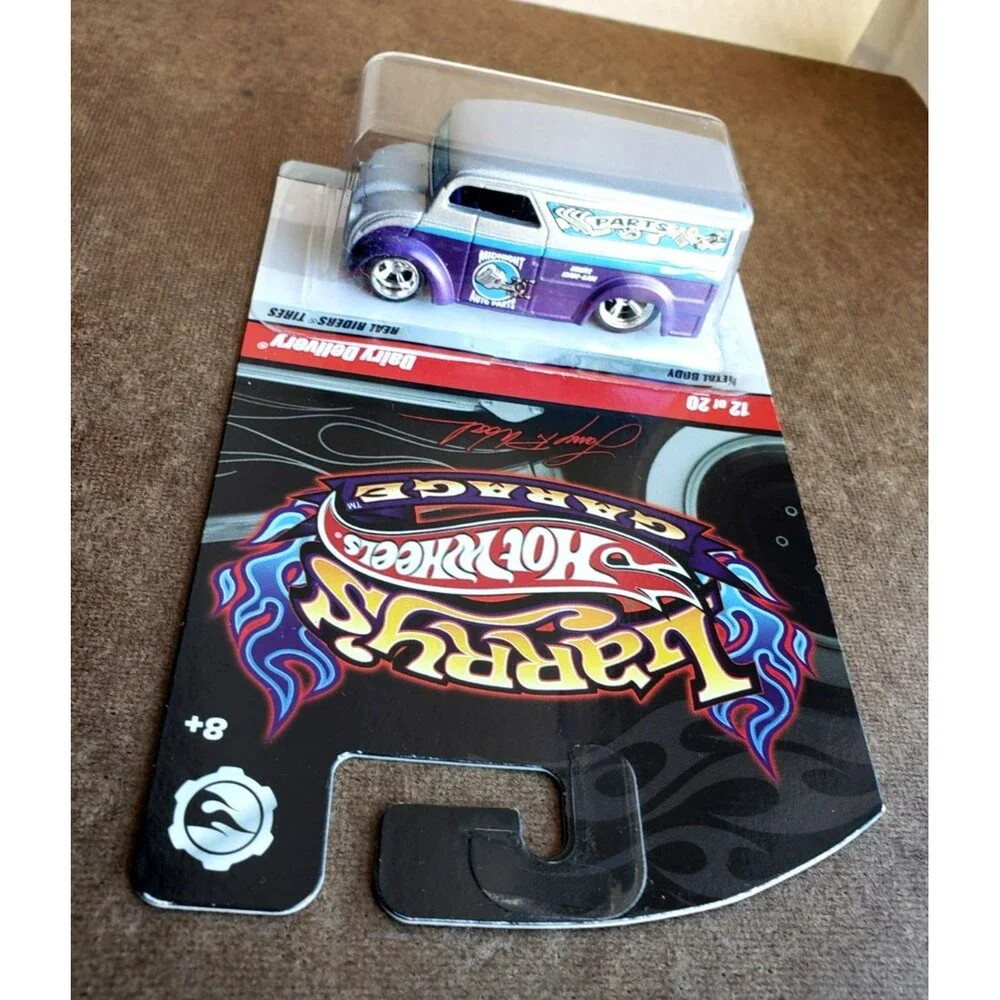 2009 Hot Wheels DAIRY DELIVERY MTFLK Silver / Purple LARRY'S GARAGE #12/20 RR5SP